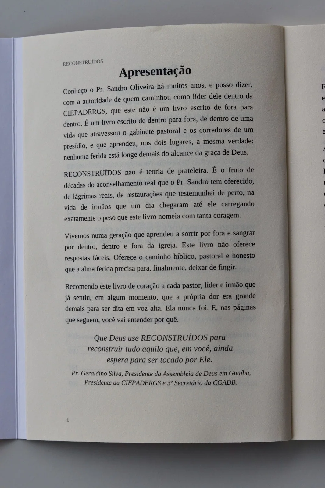 Página de apresentação de Reconstruídos, assinada pelo Pr. Geraldino Silva