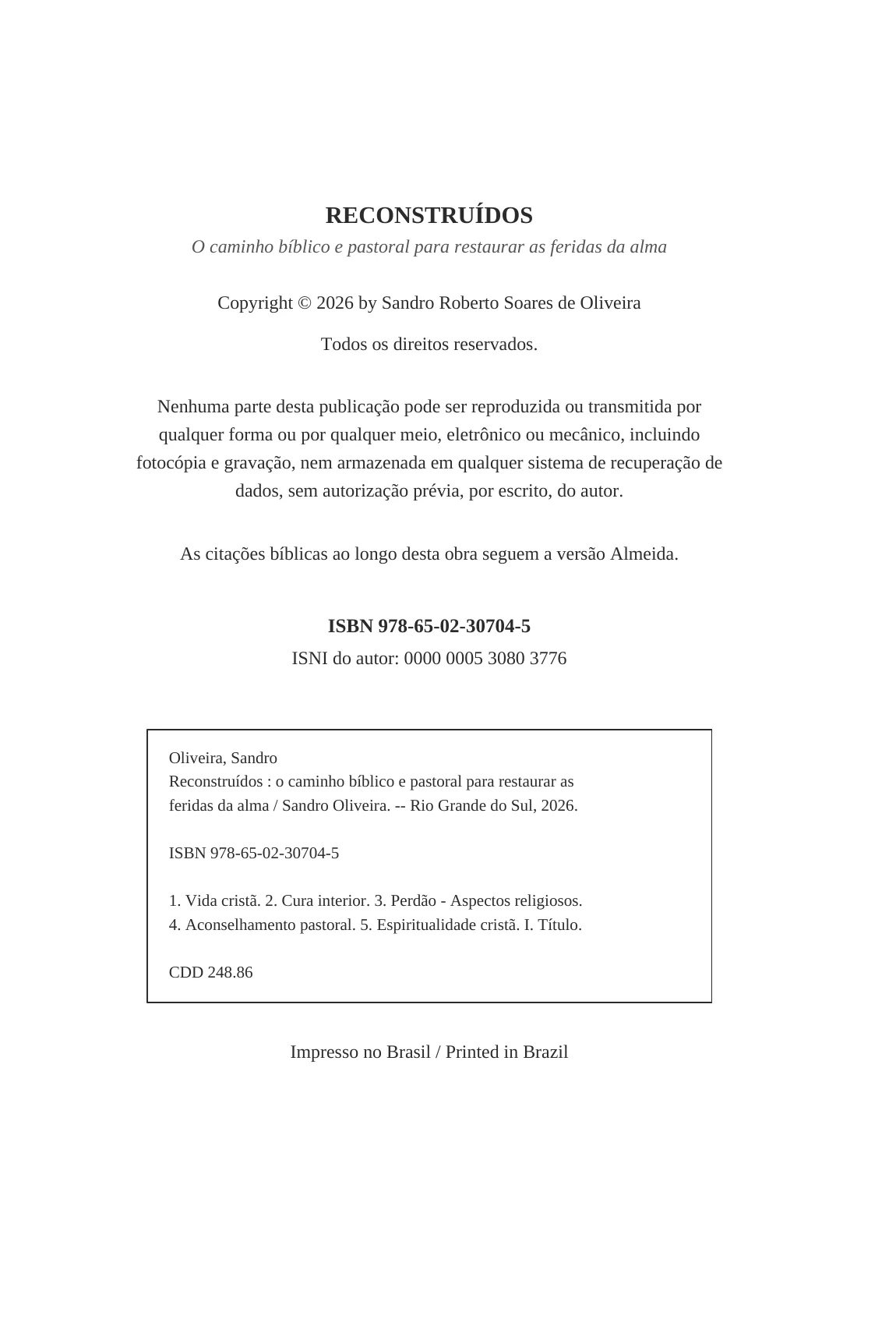 Folha de rosto do livro Reconstruídos, com o título e o nome do autor